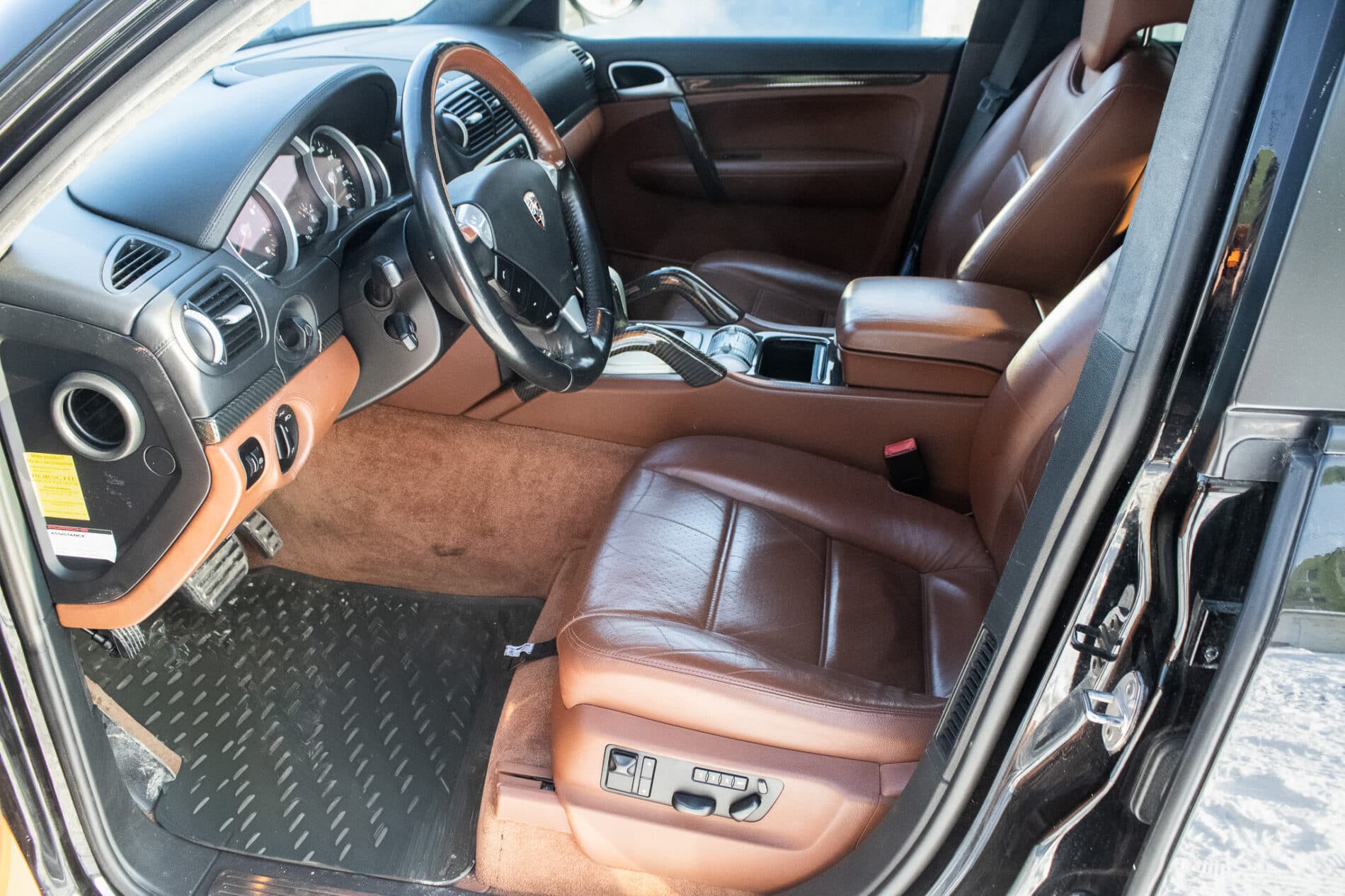 2009 Porsche Cayenne Turbo, černá suv, 153 062 km