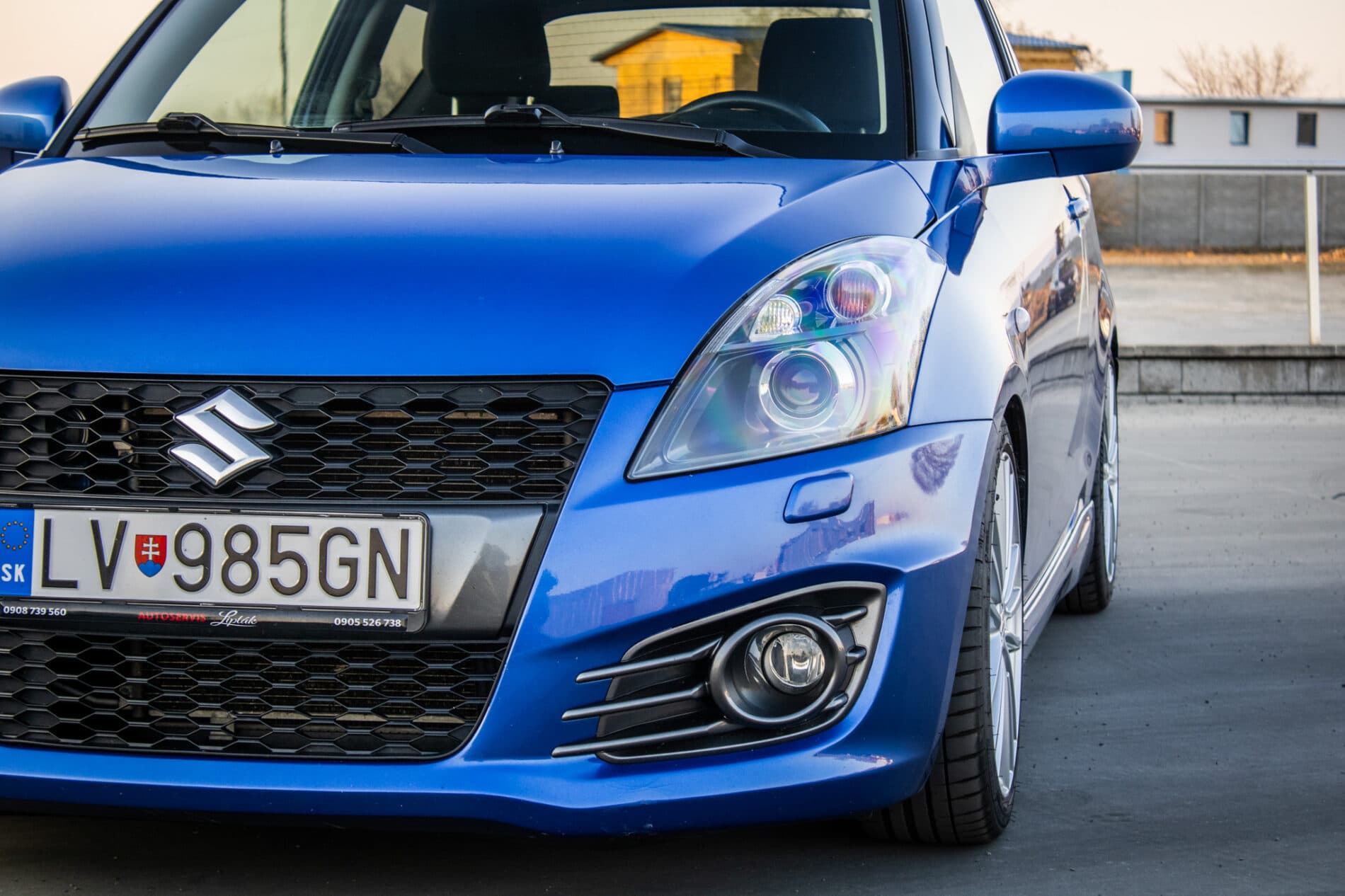 2016 Suzuki Swift Sport, modrá hatchback, 97 653 km