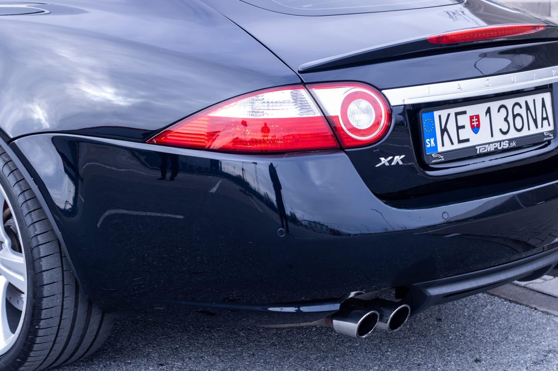 2007 Jaguar XKR, černá kupé, 178 476 km