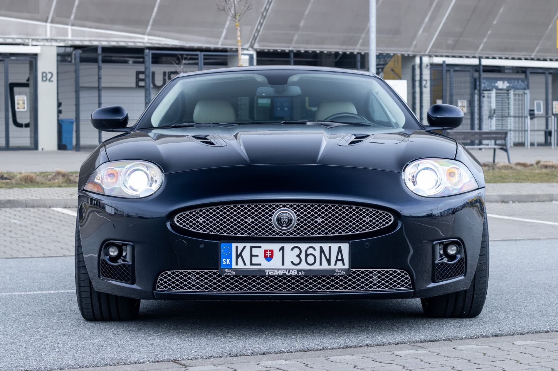 2007 Jaguar XKR, černá kupé, 178 476 km