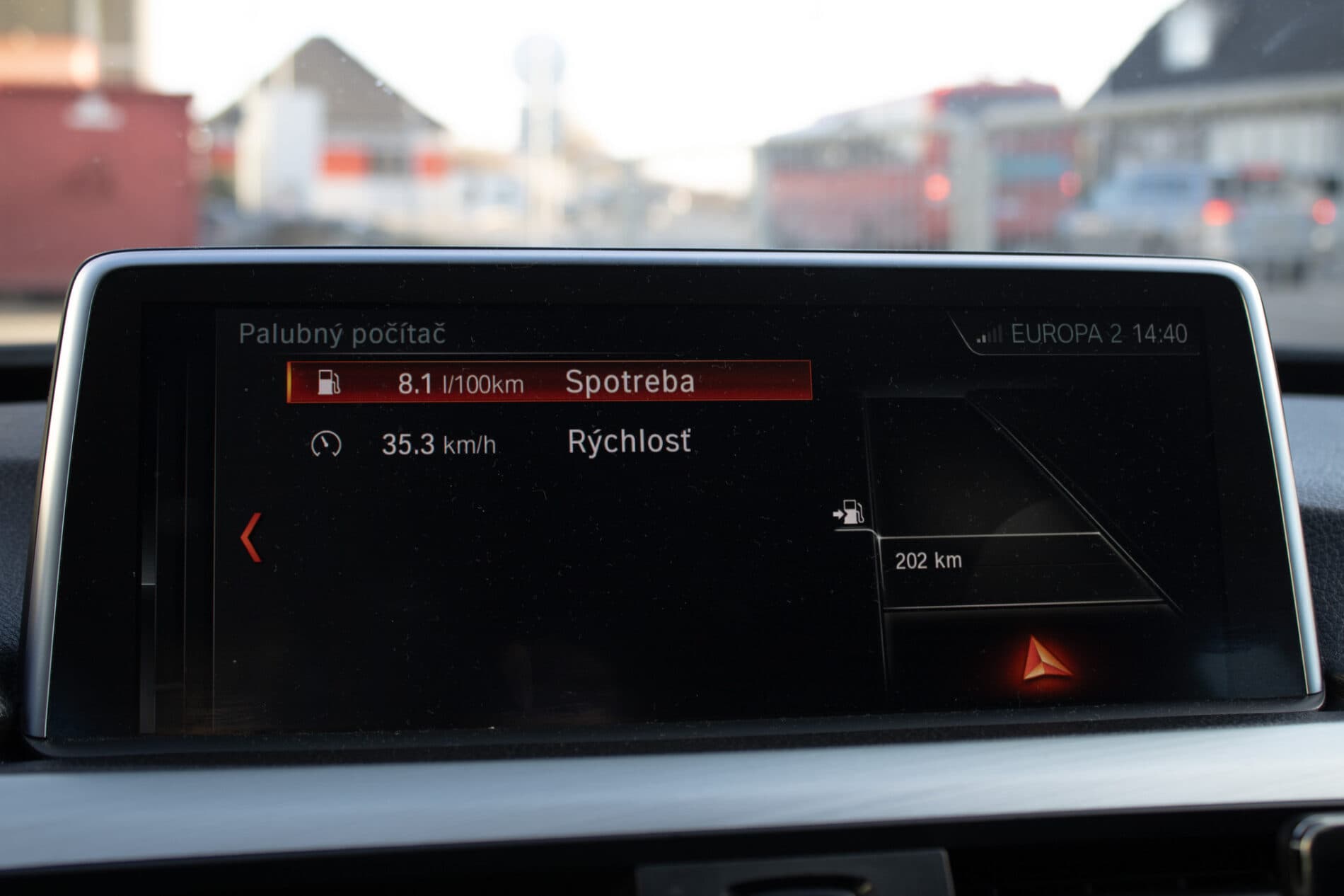 2015 BMW 330d, šedá sedan, 193 116 km