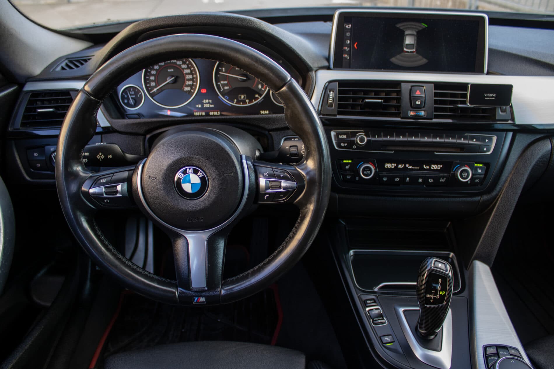 2015 BMW 330d, šedá sedan, 193 116 km