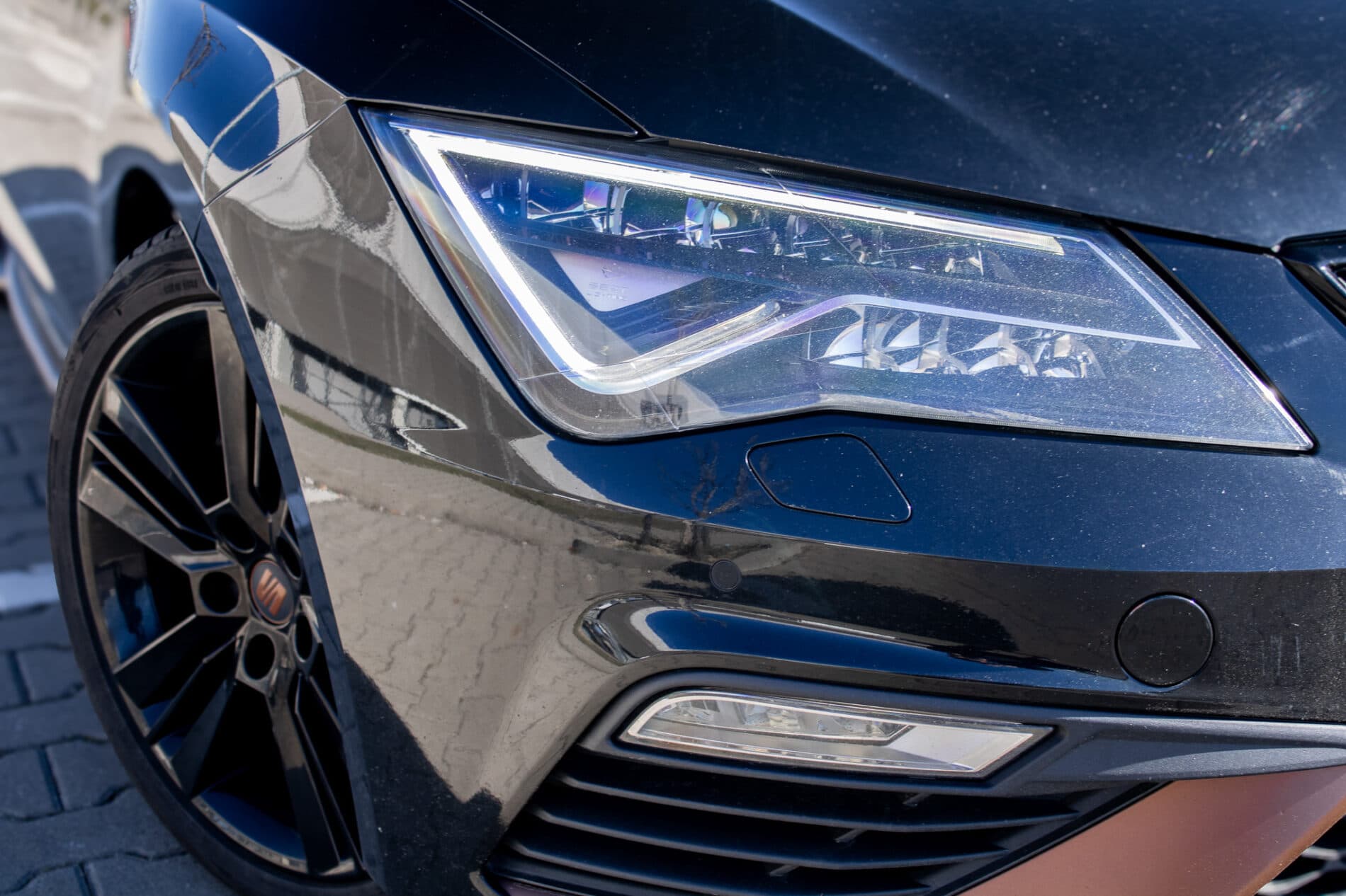2018 Seat Leon Cupra, černá kombi, 219 326 km