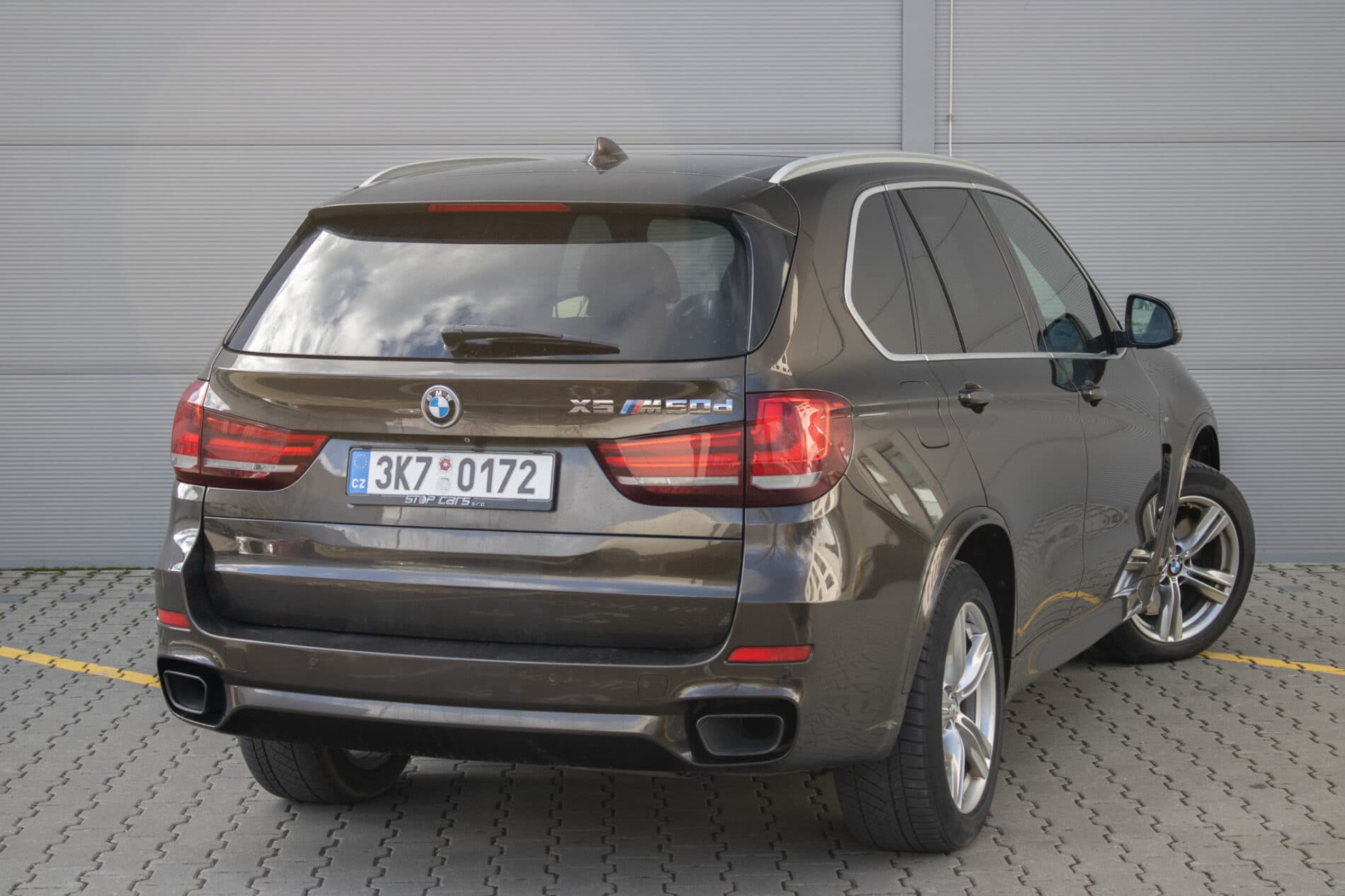 2014 BMW X5 M50d, hnědá suv, 221 000 km