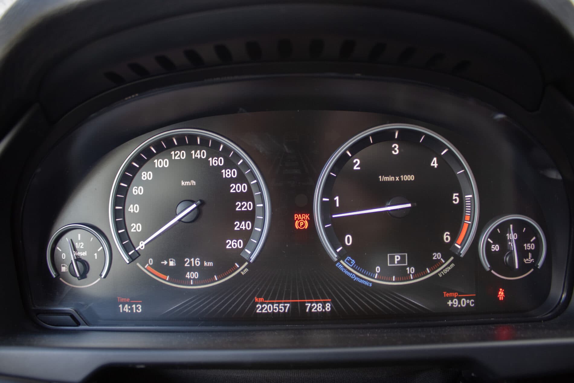 2014 BMW X5 M50d, hnědá suv, 221 000 km