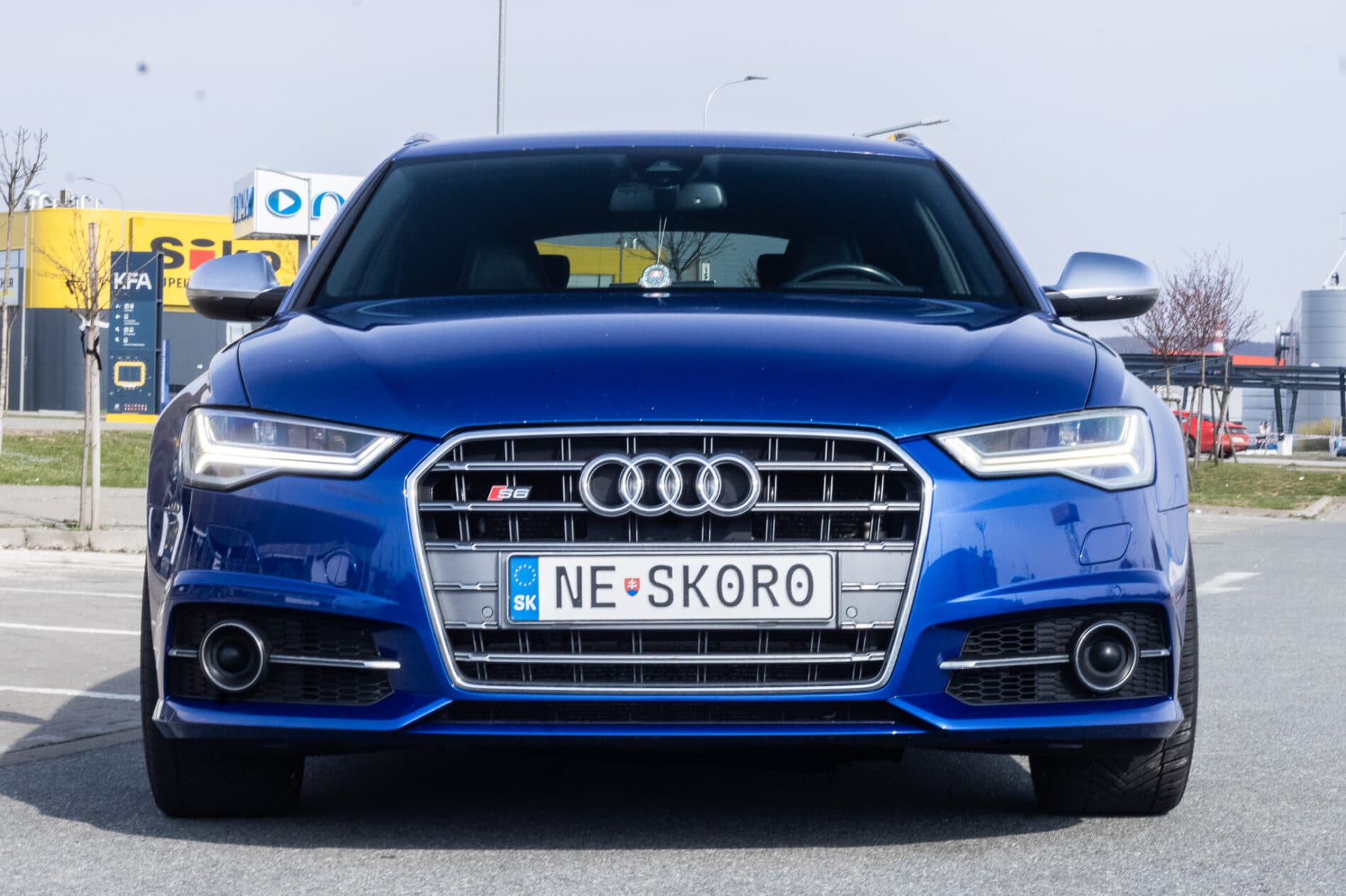 2015 AUDI S6, modrá kombi, 264 543 km