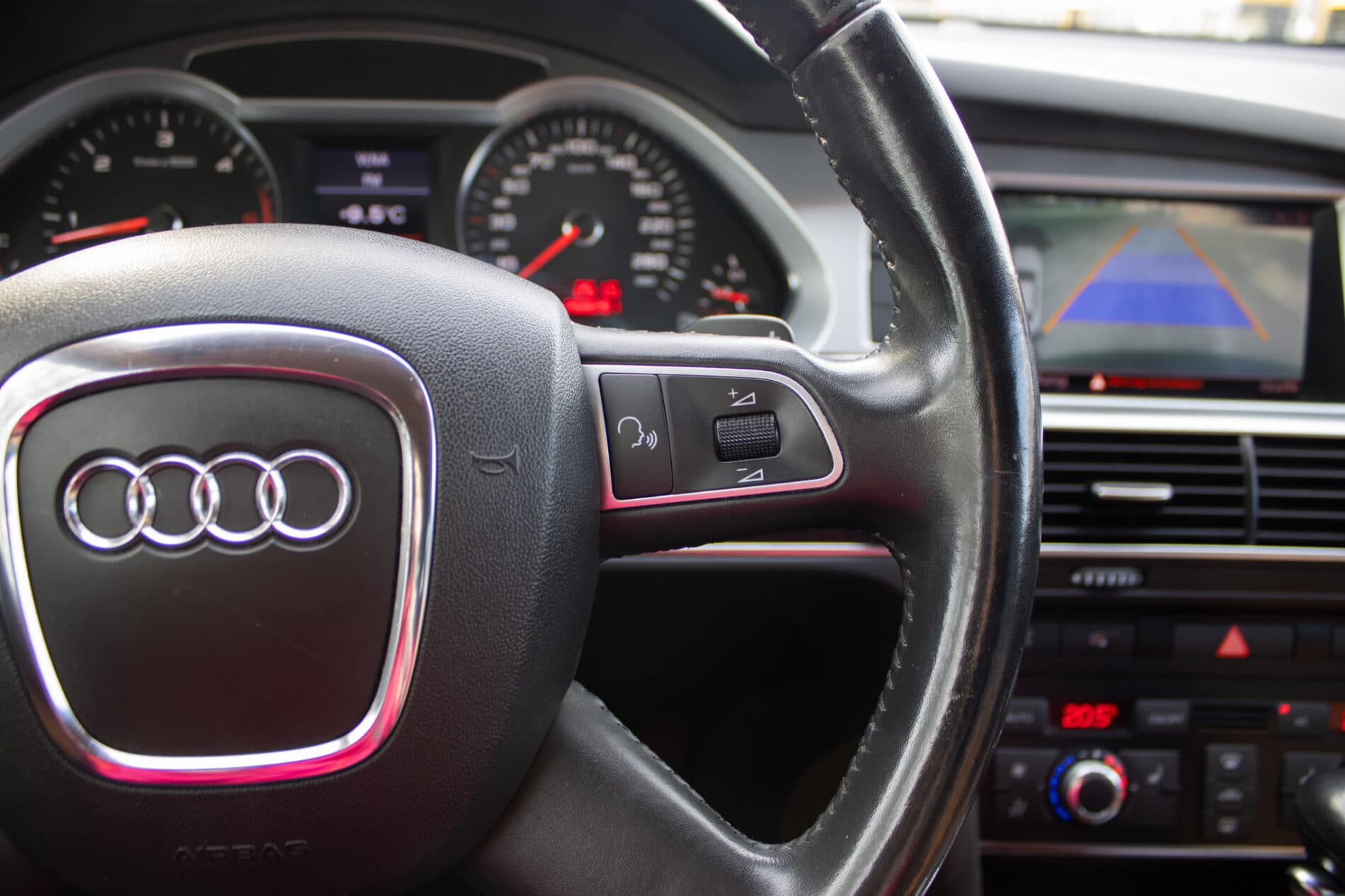 2009 AUDI A6, černá sedan, 268 281 km