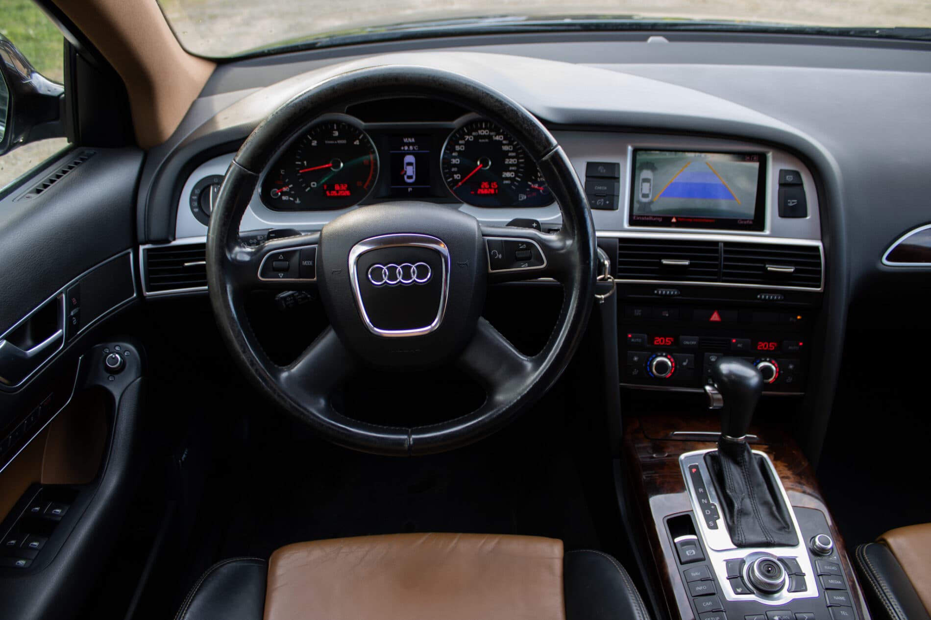 2009 AUDI A6, černá sedan, 268 281 km