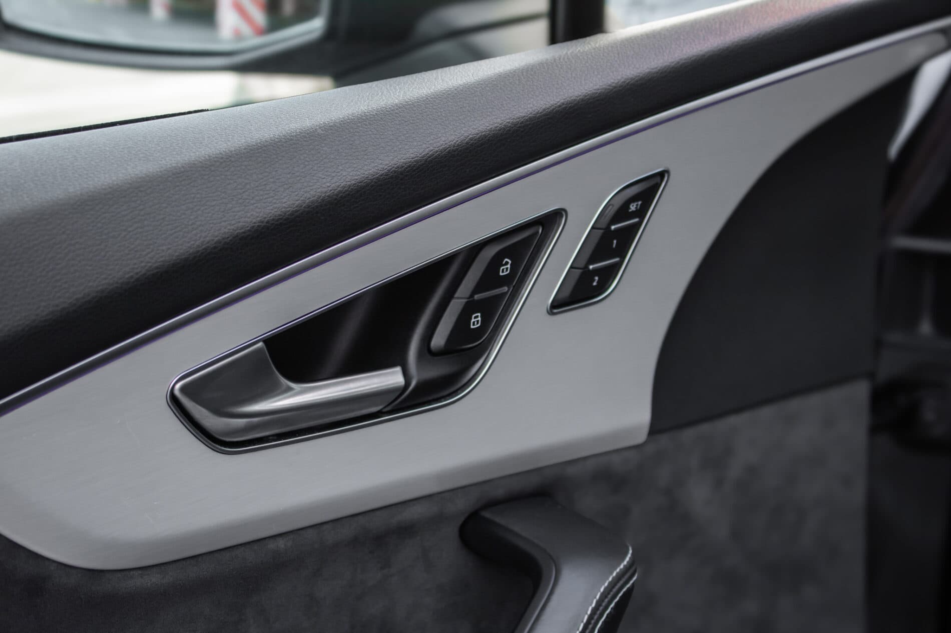 2022 AUDI SQ7, černá suv, 72 106 km