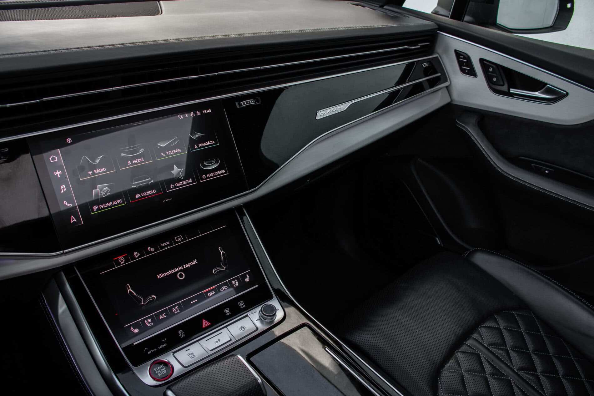 2022 AUDI SQ7, černá suv, 72 106 km