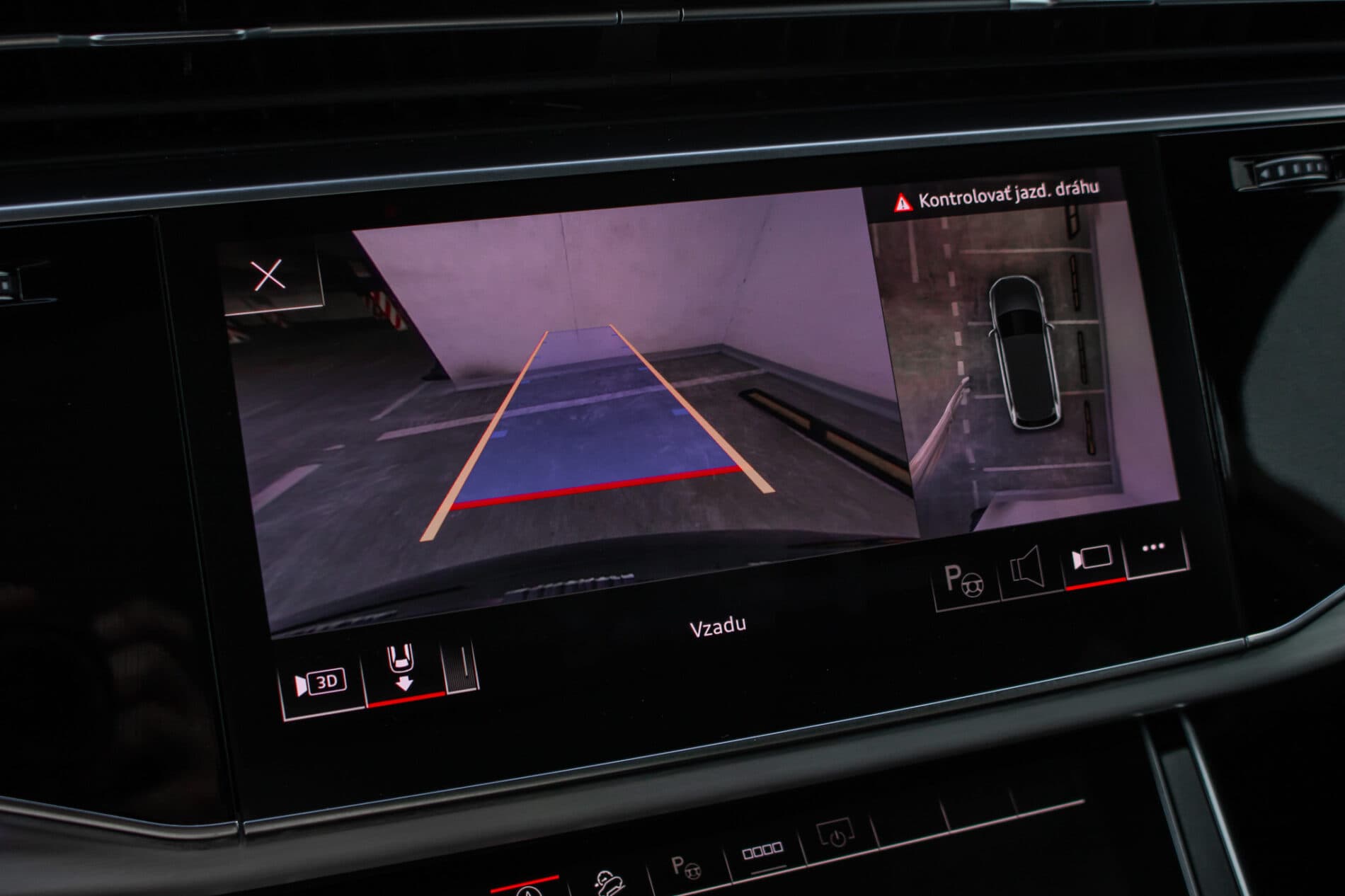 2022 AUDI SQ7, černá suv, 72 106 km