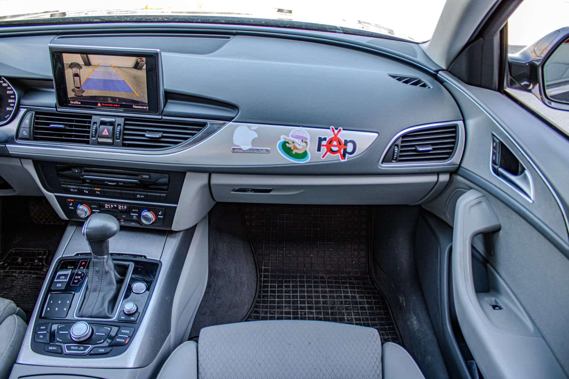 2015 AUDI A6, šedá kombi, 286 842 km