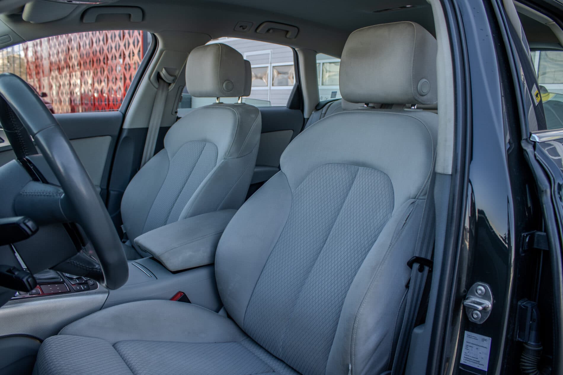 2015 AUDI A6, šedá kombi, 286 842 km