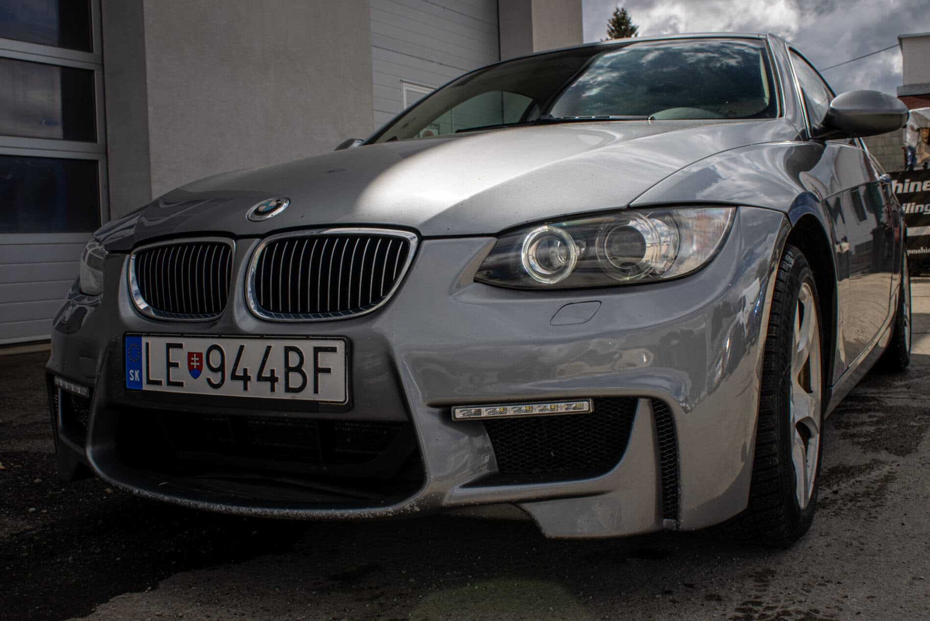 2008 BMW 325i, šedá kupé, 287 630 km
