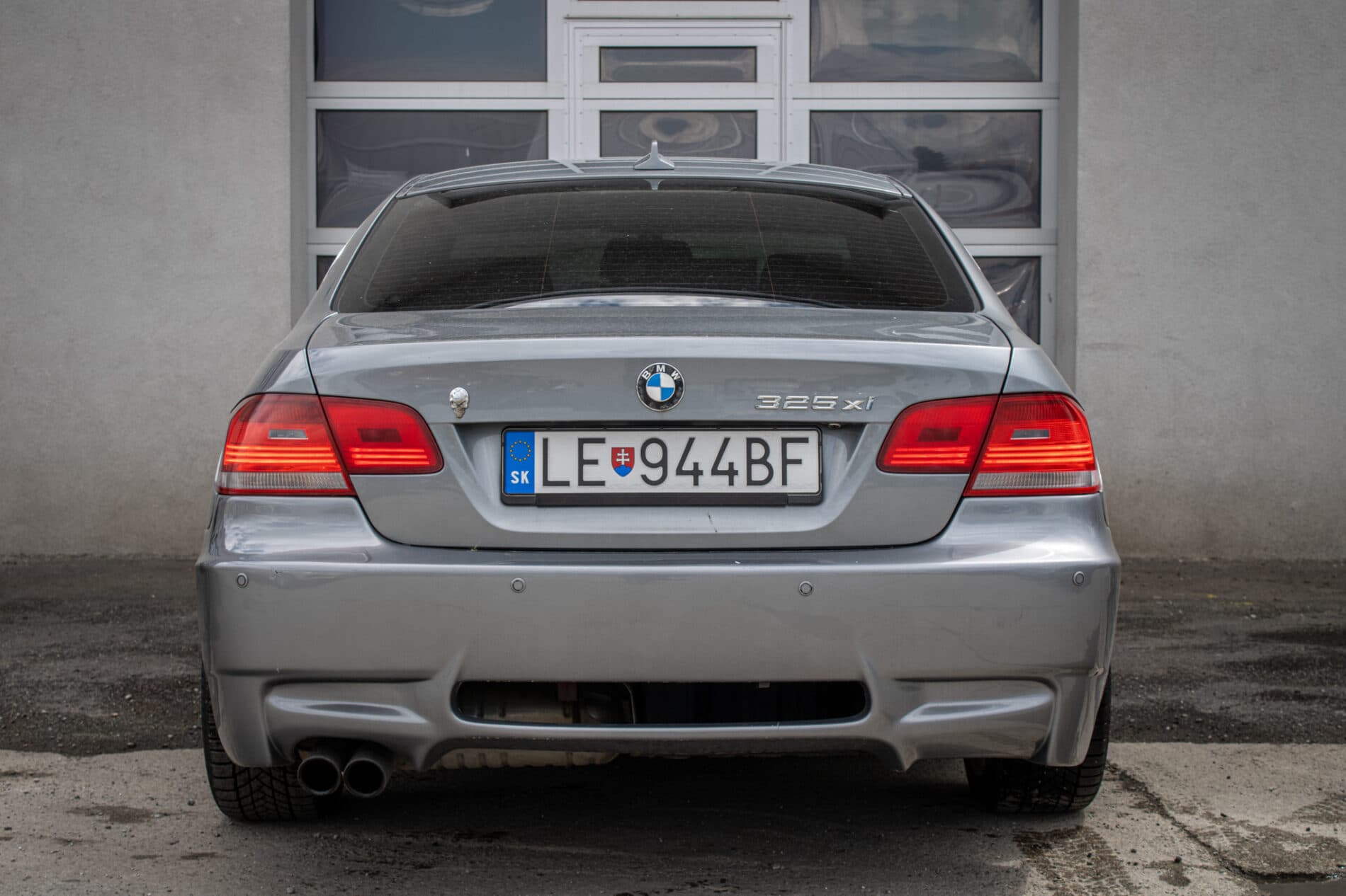2008 BMW 325i, šedá kupé, 287 630 km