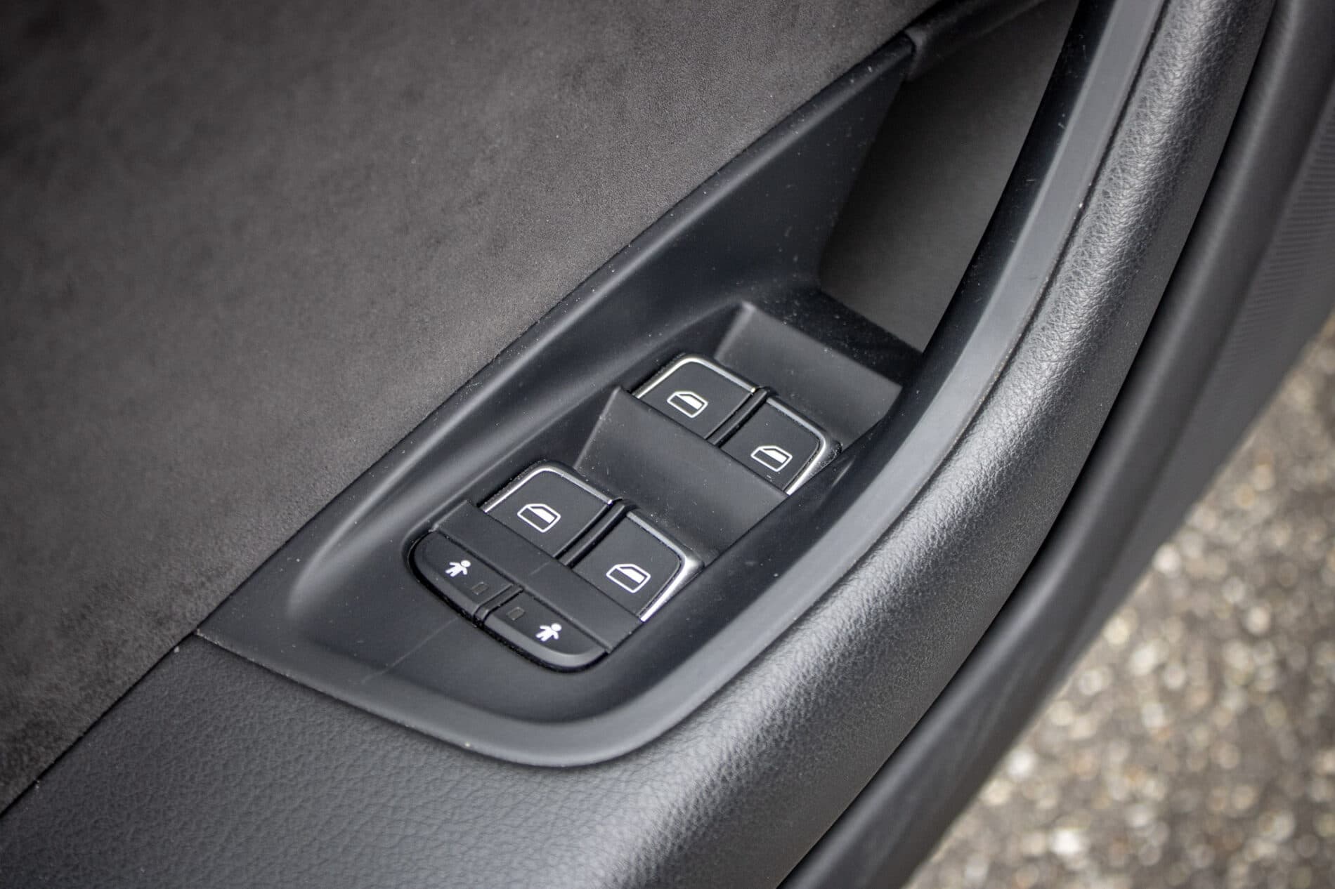 2018 AUDI A6, šedá kombi, 230 389 km