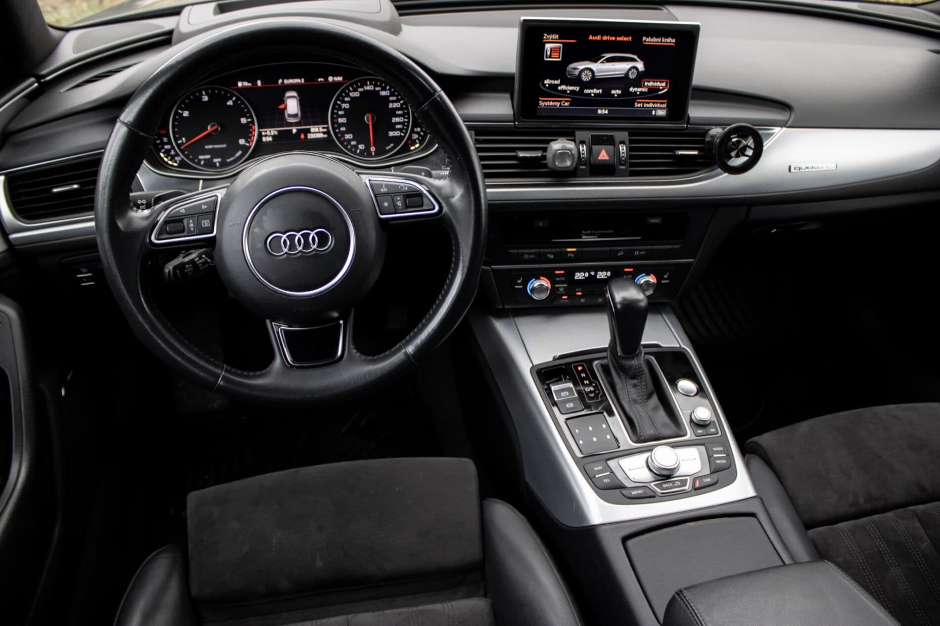 2018 AUDI A6, šedá kombi, 230 389 km
