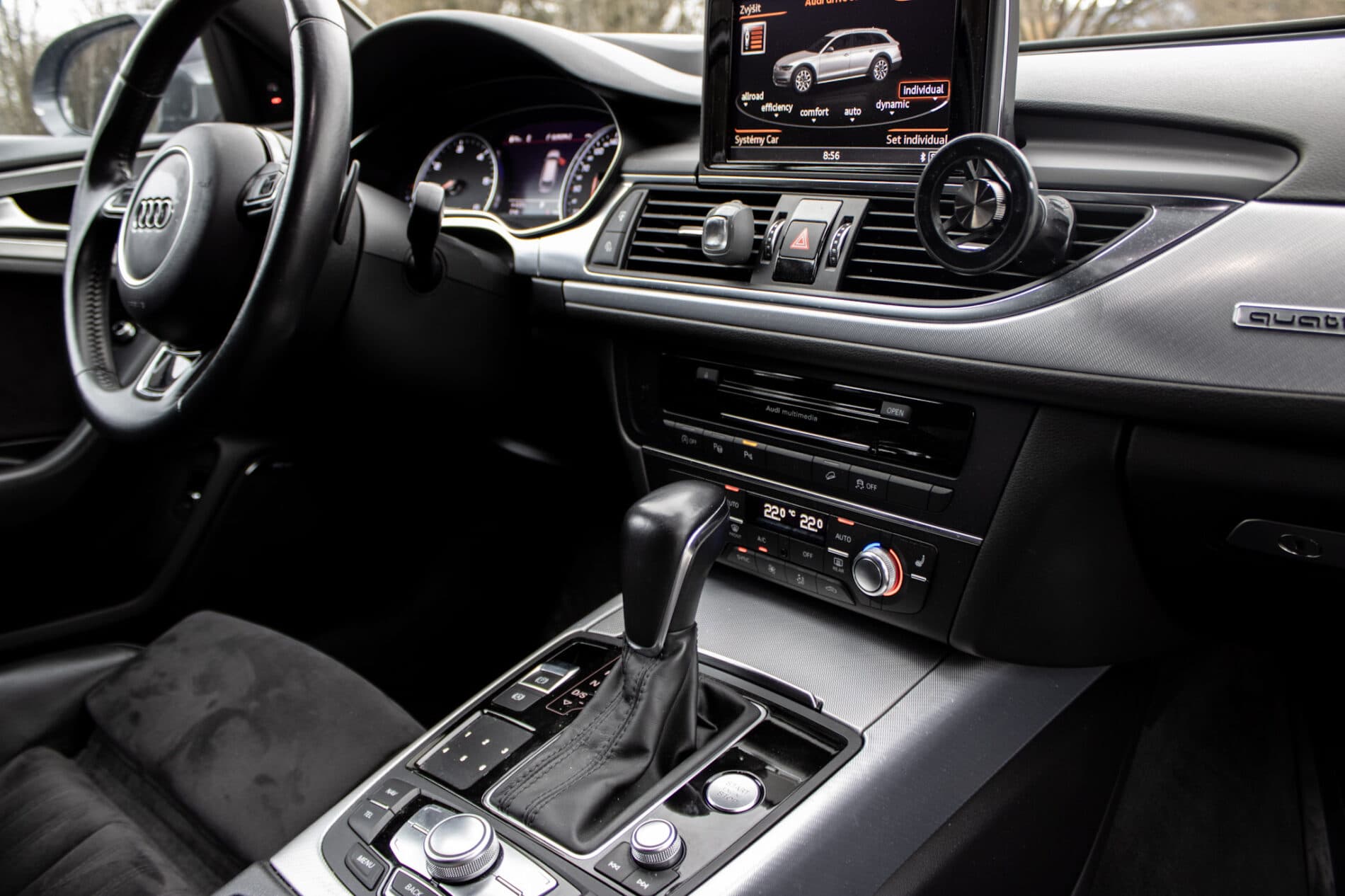 2018 AUDI A6, šedá kombi, 230 389 km