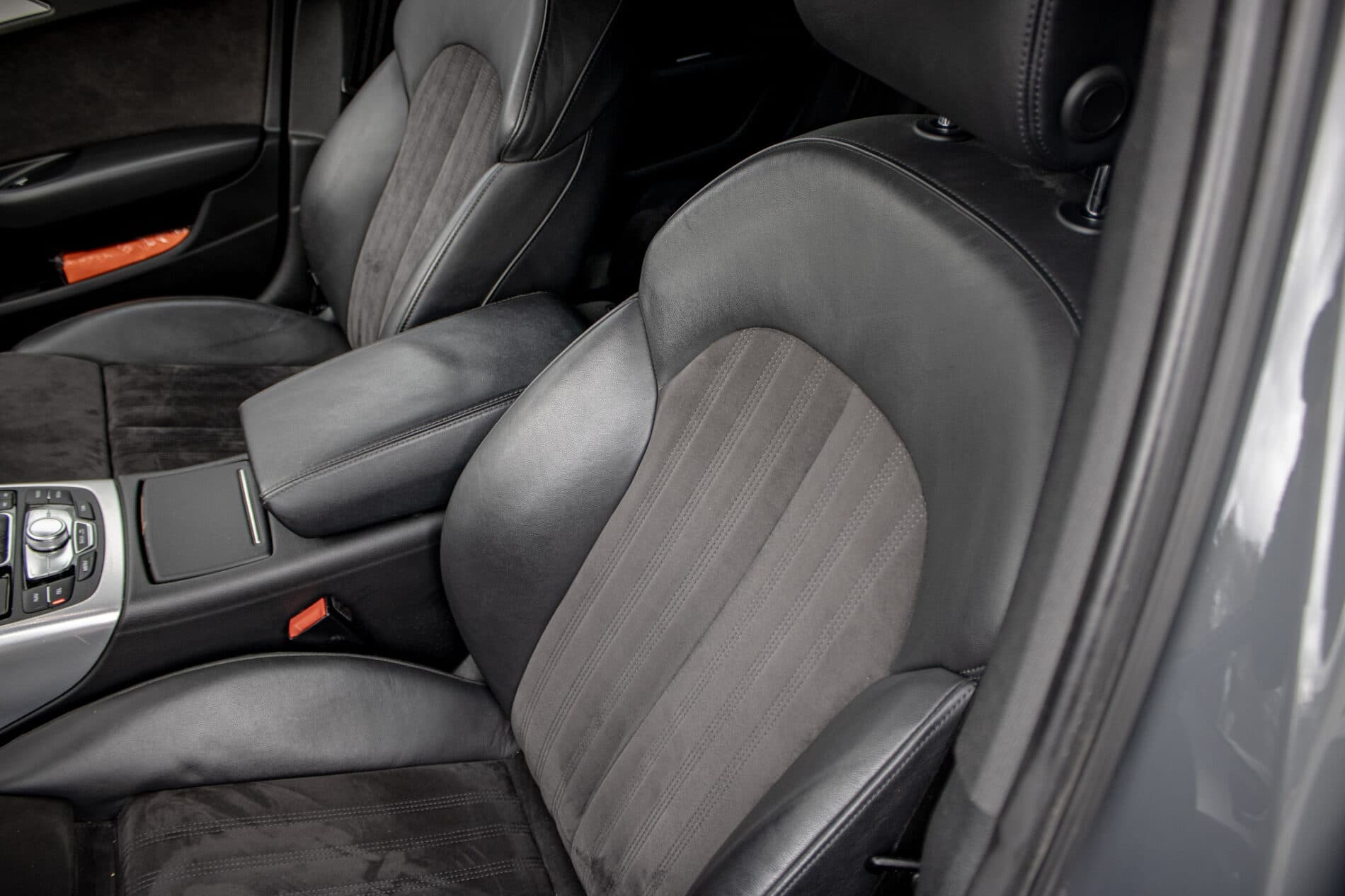 2018 AUDI A6, šedá kombi, 230 389 km