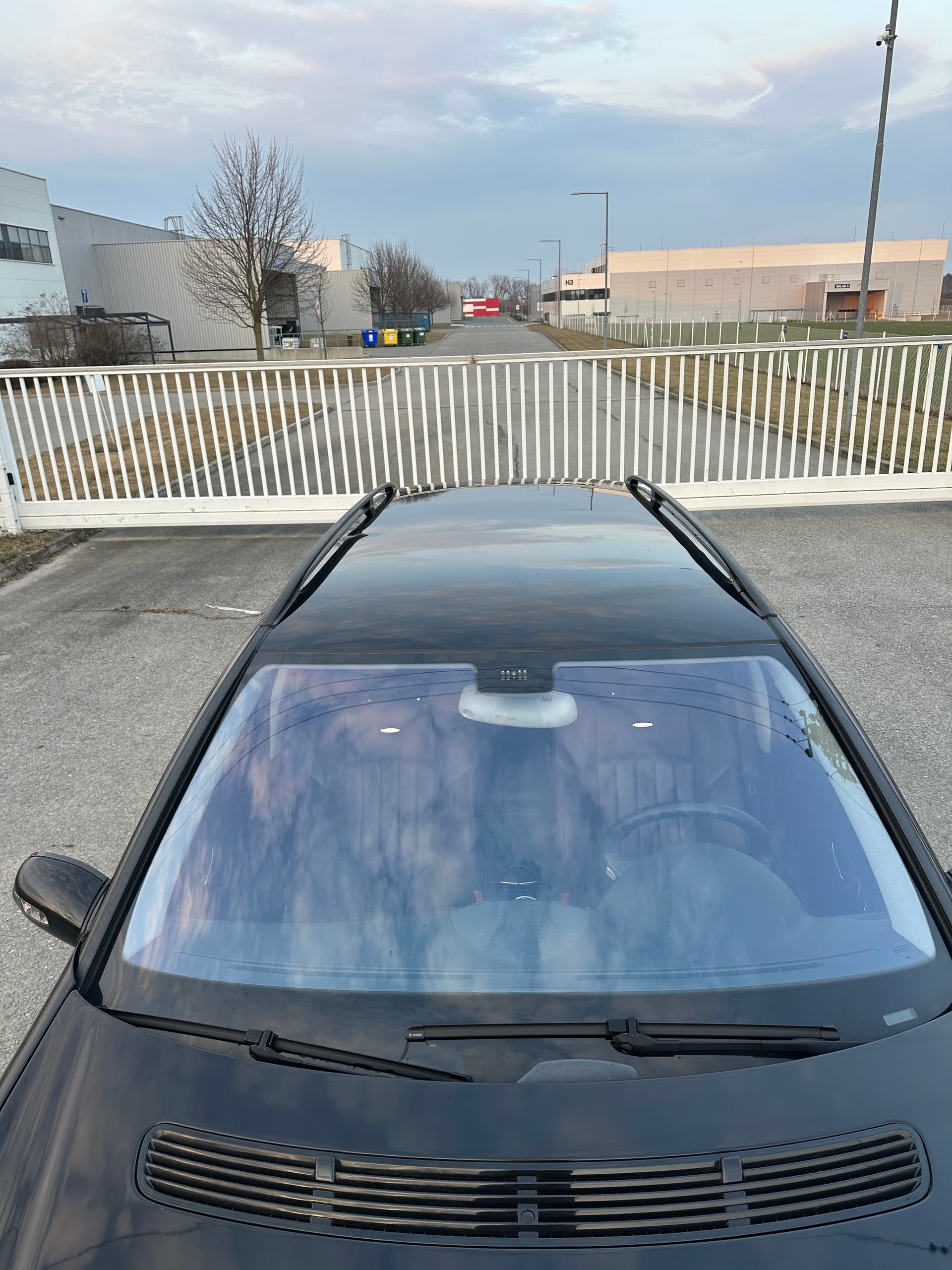 2003 Mercedes-Benz E 55 AMG, černá kombi, 230 000 km