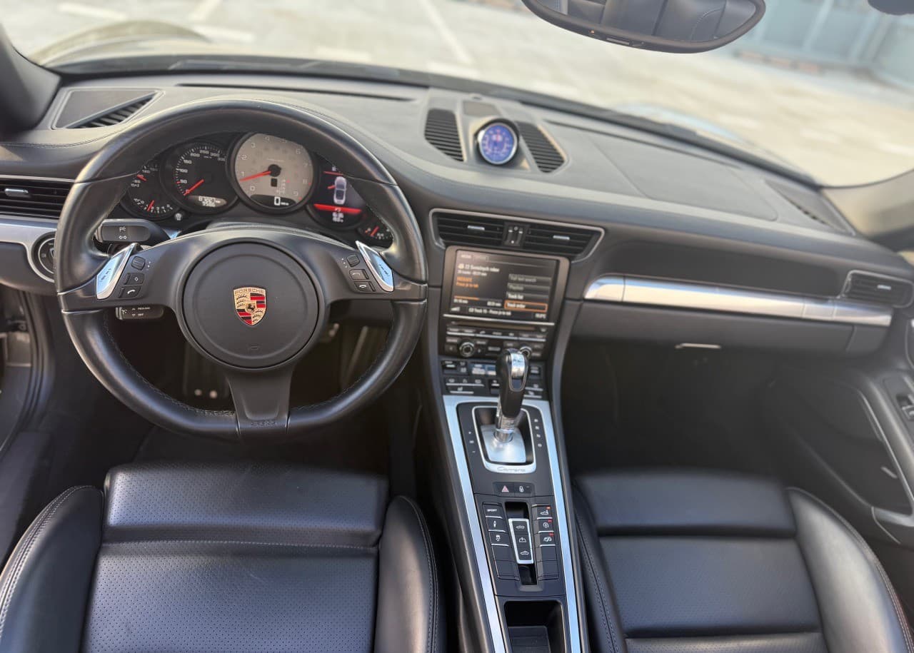 2012 Porsche 991 Carrera S, šedá kabriolet, 87 000 km